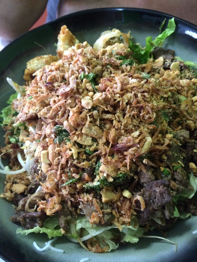 Bo Bun : salade vietnamienne de vermicelles de riz au bœuf sauté